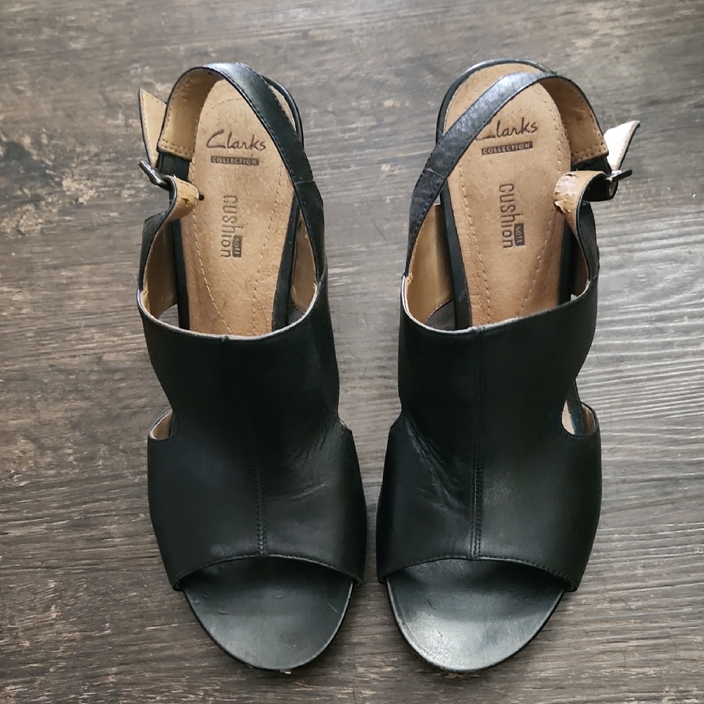 Clarks Women's Black Leather Sandals